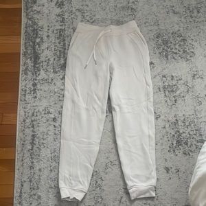 Lululemon joggers